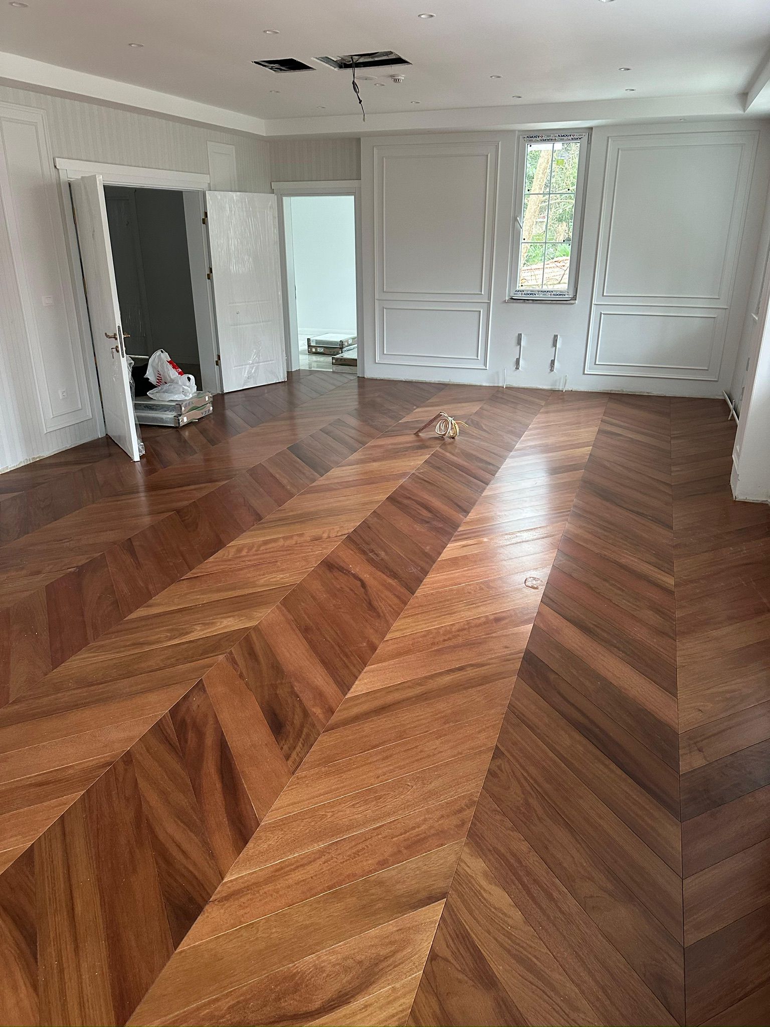 Villa Projesi Ceviz Macar Lamine Parke Uygulaması | Milawood